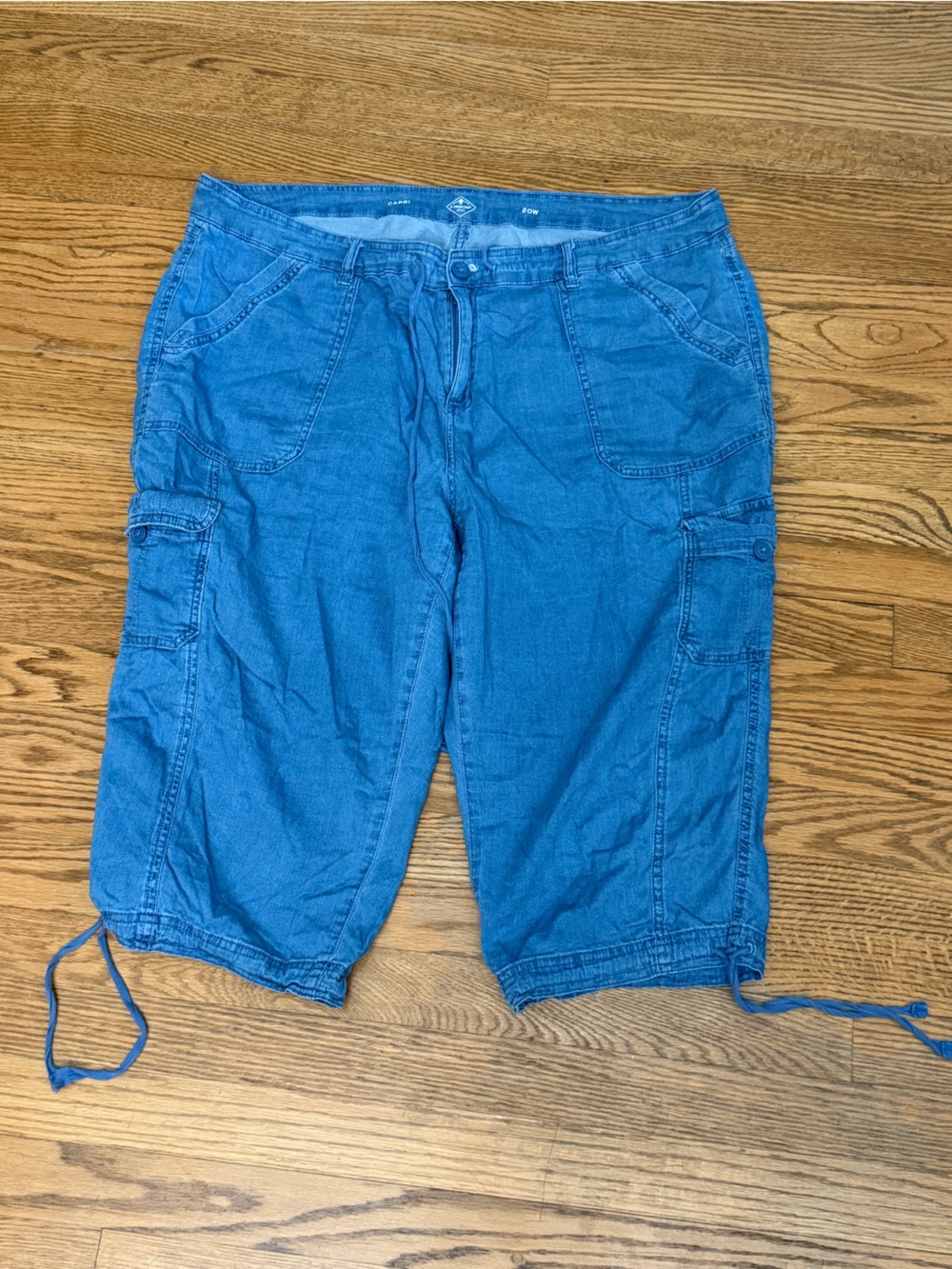 St. John’s Bay Women’s Capri Cargo Pants Blue Size 20W Drawstring